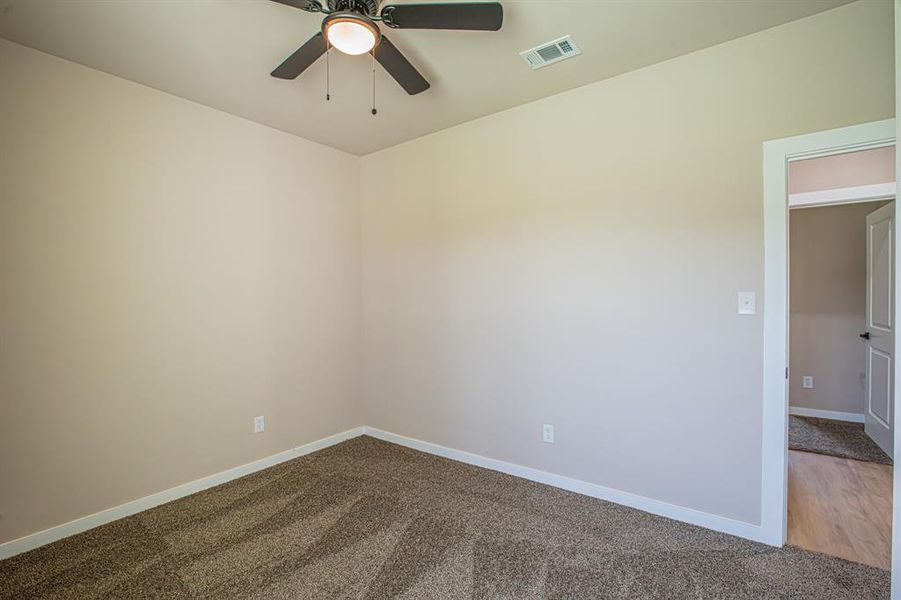 Spacious, unfurnished interior of a new home in , Bridgeport (Image 22).