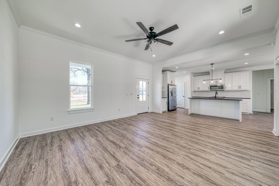 Representative unfurnished interior of a home built from the Loretta by Zeal Home Builders in Horizon Meadow Estates, Paradise (Image 124). Representative unfurnished interior of a home built from the Loretta by Zeal Home Builders in Horizon Meadow Estates, Paradise (Image 124).
