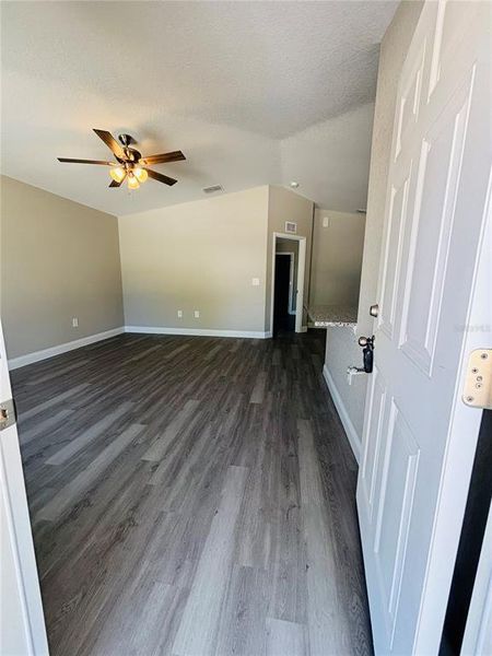 Spacious, unfurnished interior of a new home in , Fort Meade (Image 11).