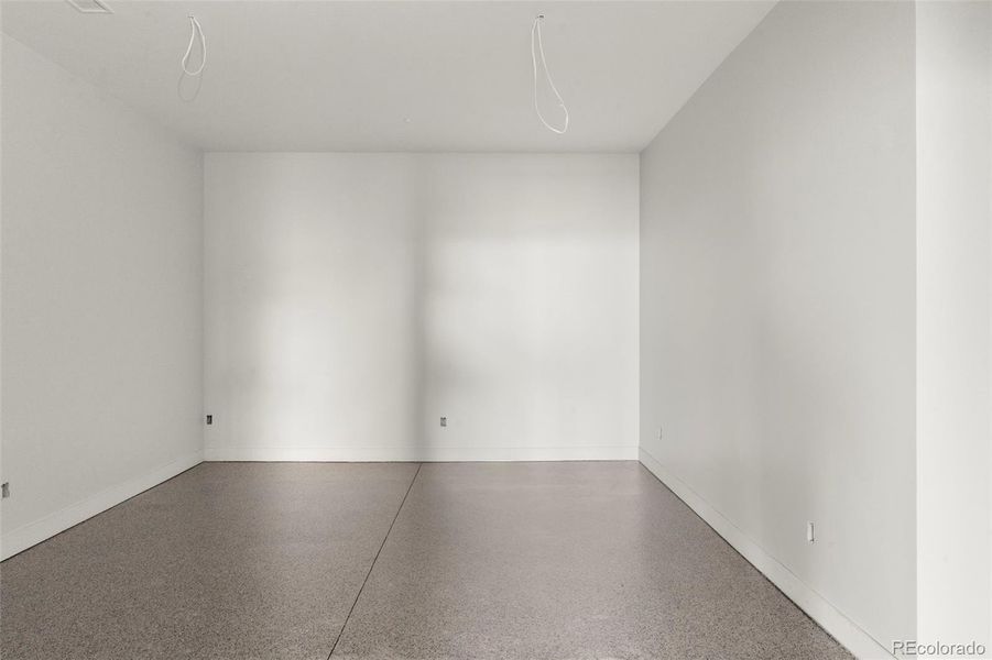 Spacious, unfurnished interior of a new home in , Castle Rock (Image 24).