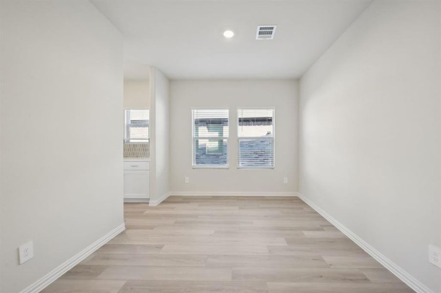 Spacious, unfurnished interior of a new home in Lakehaven - Premier Series, Farmersville (Image 21).