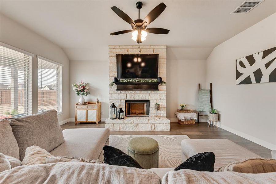 Furnished interior view inside a new home in Coyote Crossing, Godley (Image 9).