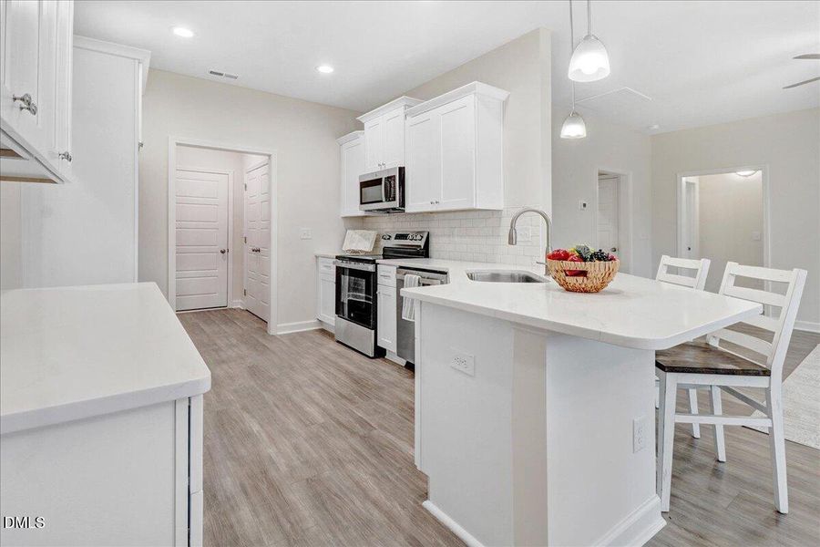 21-305 Creeks Edge Dr-21