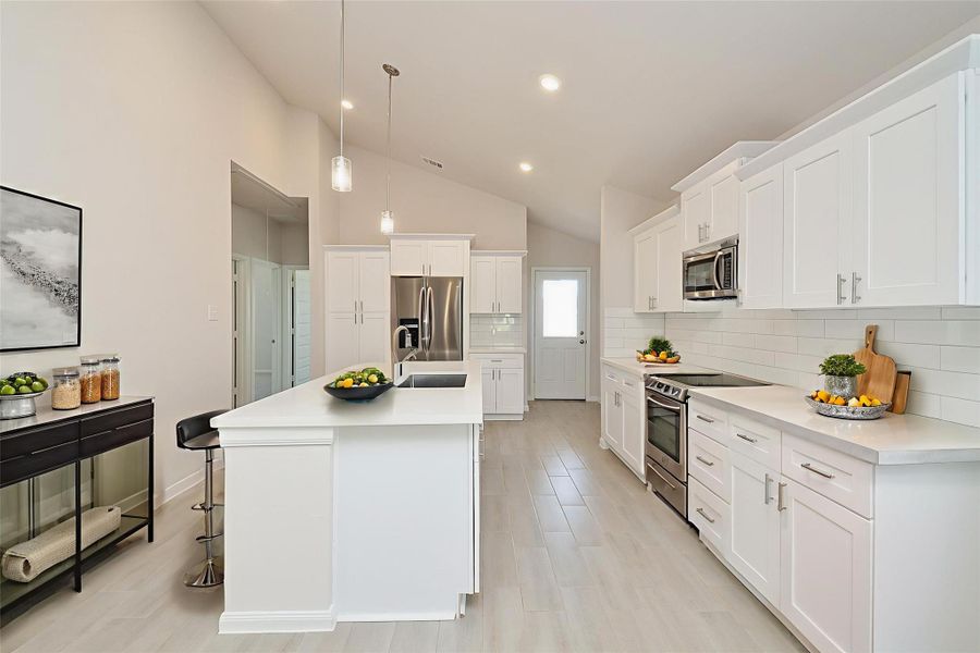 Enter this beautifully designed, modern kitchen, the heart of the home. Enter this beautifully designed, modern kitchen, the heart of the home.