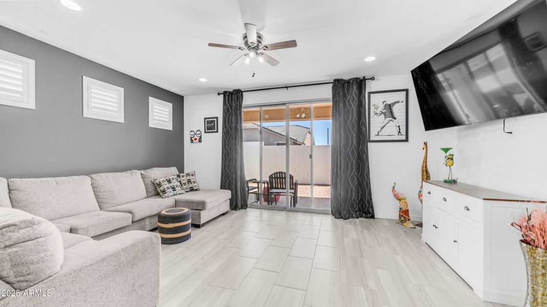 24721 N 171st Ave (10) 24721 N 171st Ave (10)