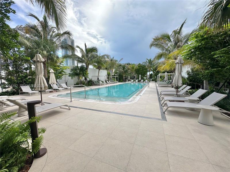 Community amenities in , Miami (Image 37).