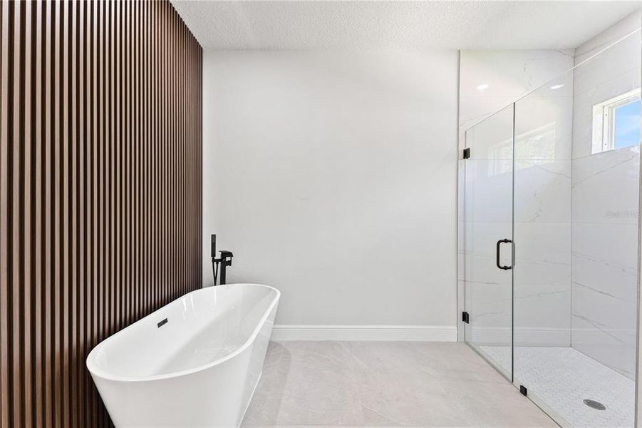 Furnished interior view inside a new home in , Ocala (Image 10).