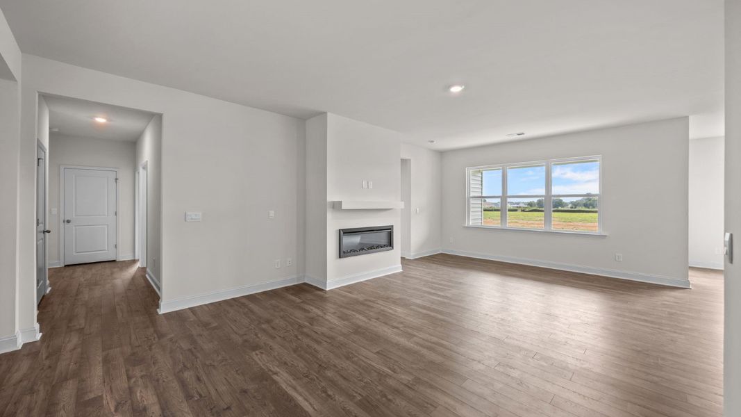 Spacious, unfurnished interior of a new home in Beaver Dam Crossing, Bailey (Image 13).