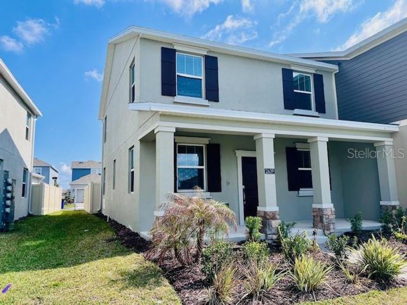 Exterior details and patio area of a home in , Kissimmee (Image 4). Exterior details and patio area of a home in , Kissimmee (Image 4).