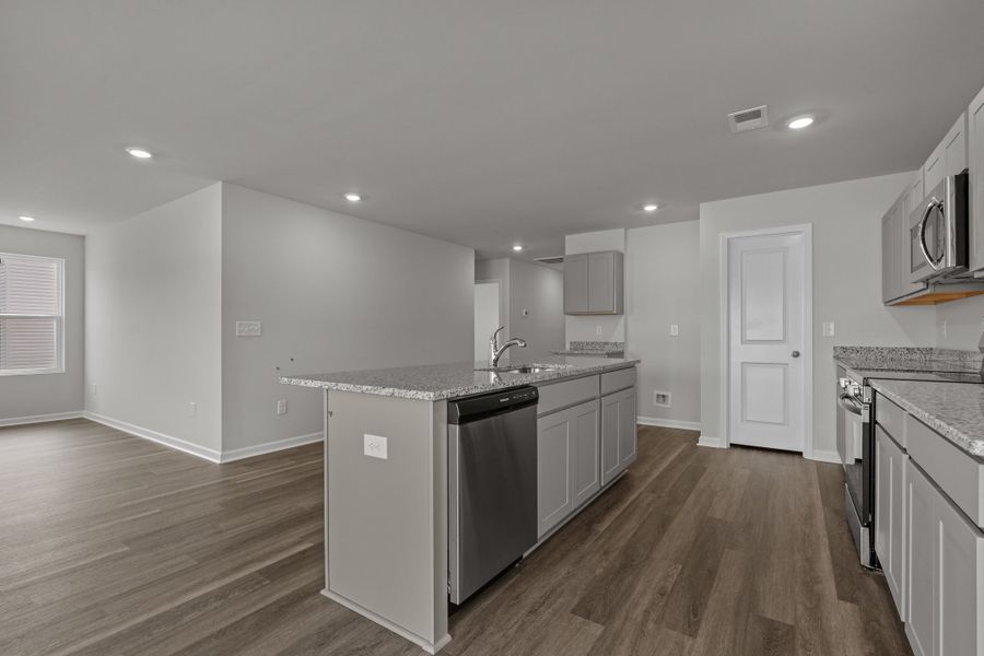 3br New Home in Conway, SC.  - Slide 11