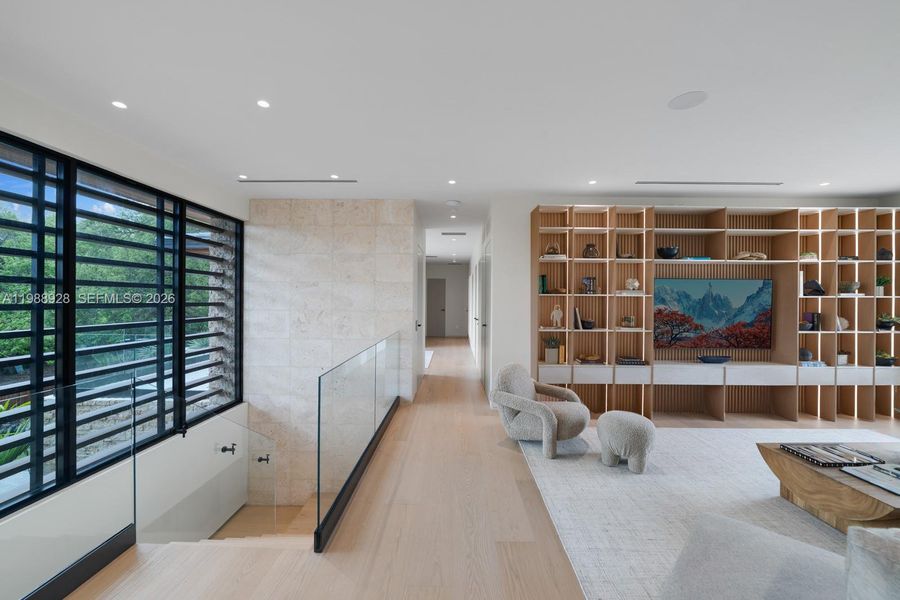 Image 97 of a home in .