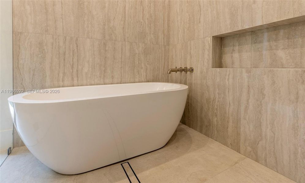 Close-up of interior finishes inside a home in , Coral Gables (Image 11).