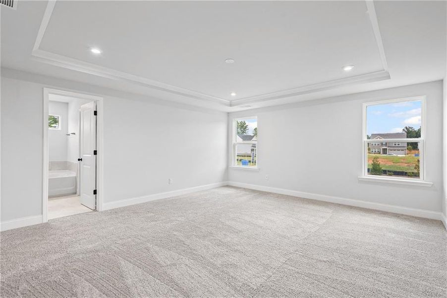 Spacious, unfurnished interior of a new home in Hawthorne Ridge, McDonough (Image 13).