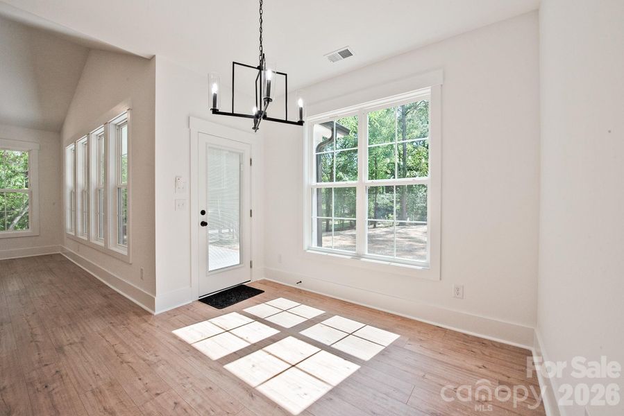 Spacious, unfurnished interior of a new home in , Concord (Image 15).