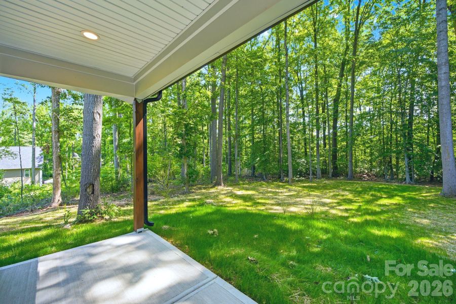 Exterior details and patio area of a home in , Charlotte (Image 4).