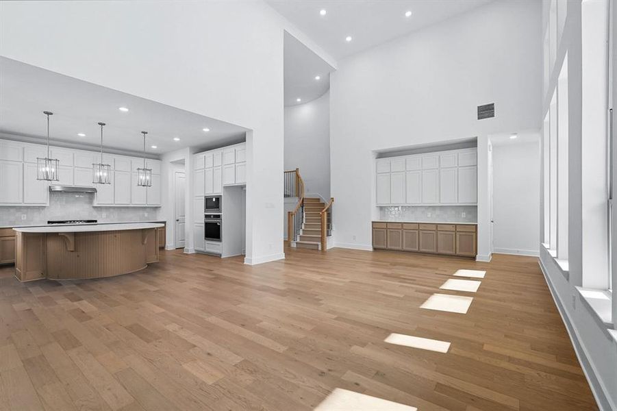 Spacious, unfurnished interior of a new home in Sonoma Verde: 70ft. lots, McLendon-Chisholm (Image 16). Spacious, unfurnished interior of a new home in Sonoma Verde: 70ft. lots, McLendon-Chisholm (Image 16).