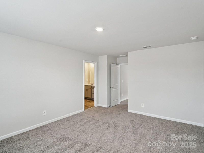 Photo is not of the actual home, but is an inspirational photo of builder’s model home and may depict options, furnishings, and/or decorator features that are not included