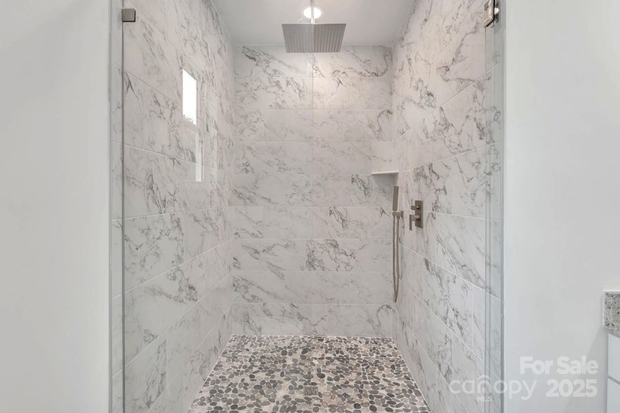 Image 44 of a home in .