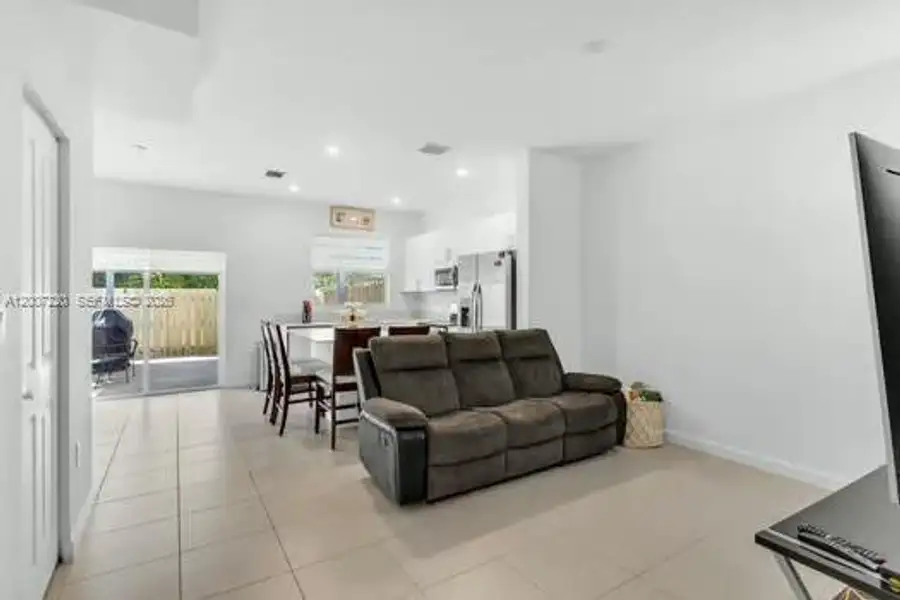 Furnished interior view inside a new home in , Homestead (Image 12).