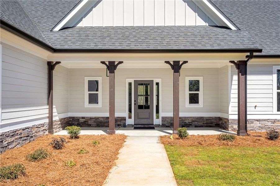 Exterior details and patio area of a home in , Pendergrass (Image 20).