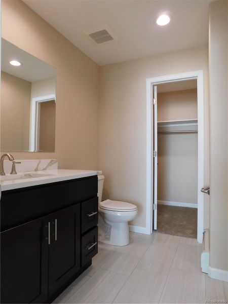 Furnished interior view inside a new home in , Alamosa (Image 6).