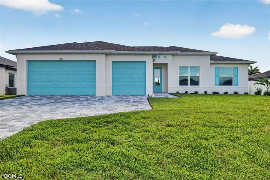 Image 37 of a home in Cape Coral. Image 37 of a home in Cape Coral.