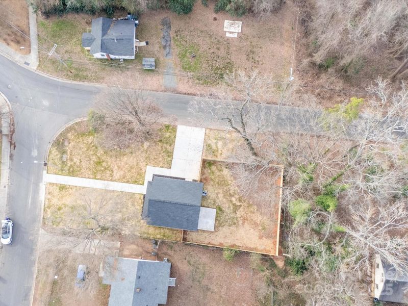 Image 25 of a home in .