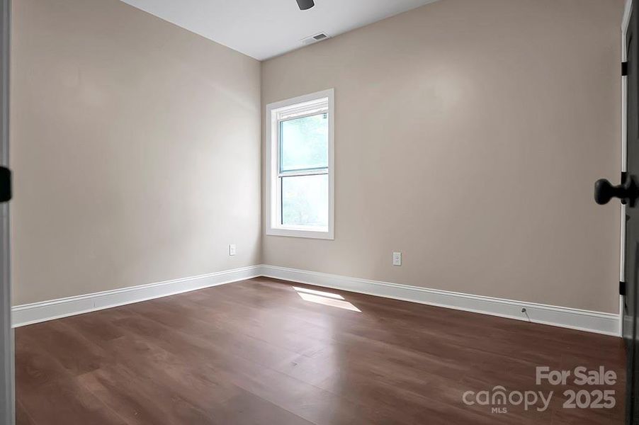 Spacious, unfurnished interior of a new home in , Shelby (Image 18).