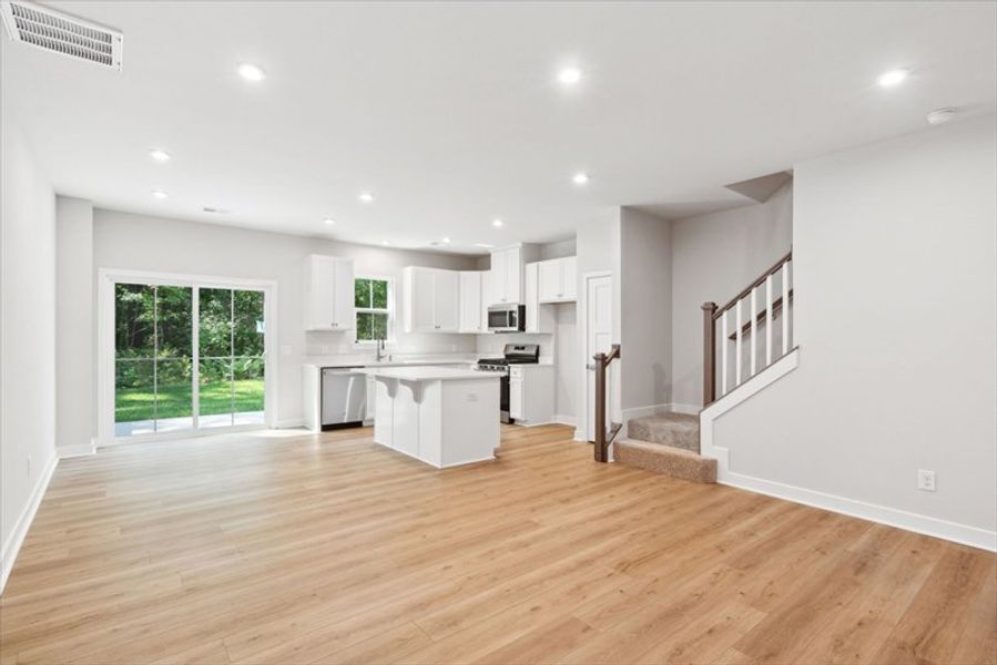 Spacious, unfurnished interior of a new home in Crescent Cove, Summerville (Image 8). Spacious, unfurnished interior of a new home in Crescent Cove, Summerville (Image 8).