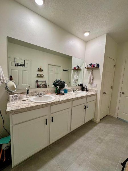 beyc693dcd03b0094 beyc693dcd03b0094