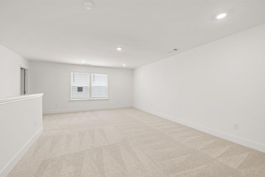 Spacious, unfurnished interior of a new home in The Court at Gainesville Township, Gainesville (Image 21).