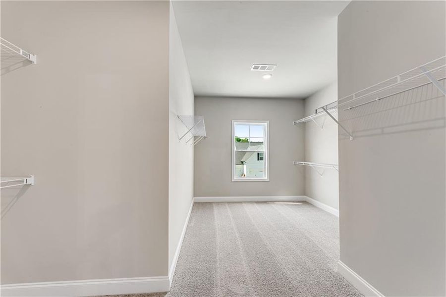 Spacious, unfurnished interior of a new home in Hidden Fields, Hoschton (Image 33).