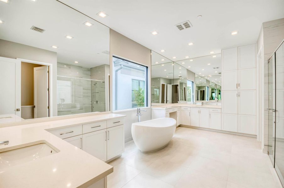 Furnished interior view inside a new home in Apex at Avenir, Palm Beach Gardens (Image 38).