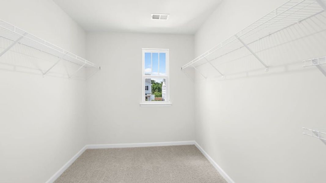 Spacious, unfurnished interior of a new home in Trailside Run, Spartanburg (Image 38). Spacious, unfurnished interior of a new home in Trailside Run, Spartanburg (Image 38).