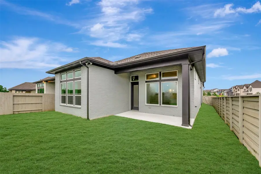 Exterior details and patio area of a home in Pomona - Reserve Collection, Manvel (Image 26).