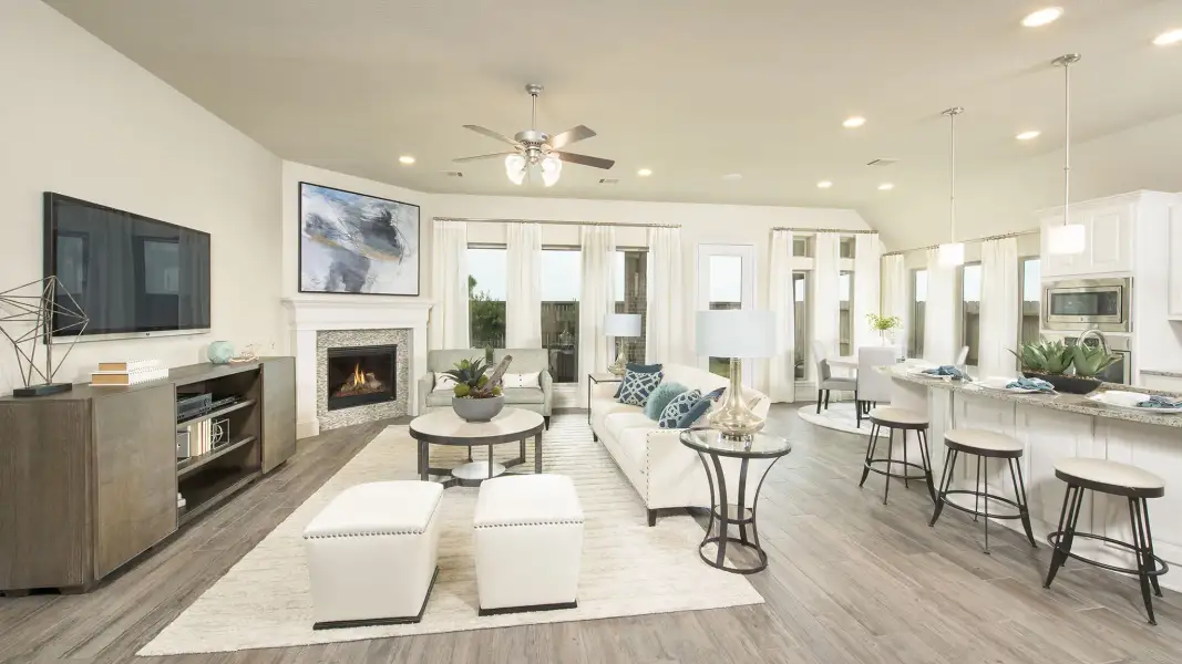 Representative furnished interior of a home built from the 2935W by Perry Homes in Briarley, Montgomery (Image 12).