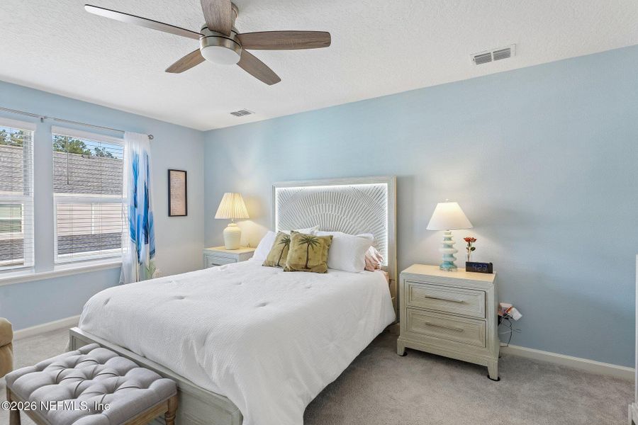 Furnished interior view inside a new home in , Middleburg (Image 9).