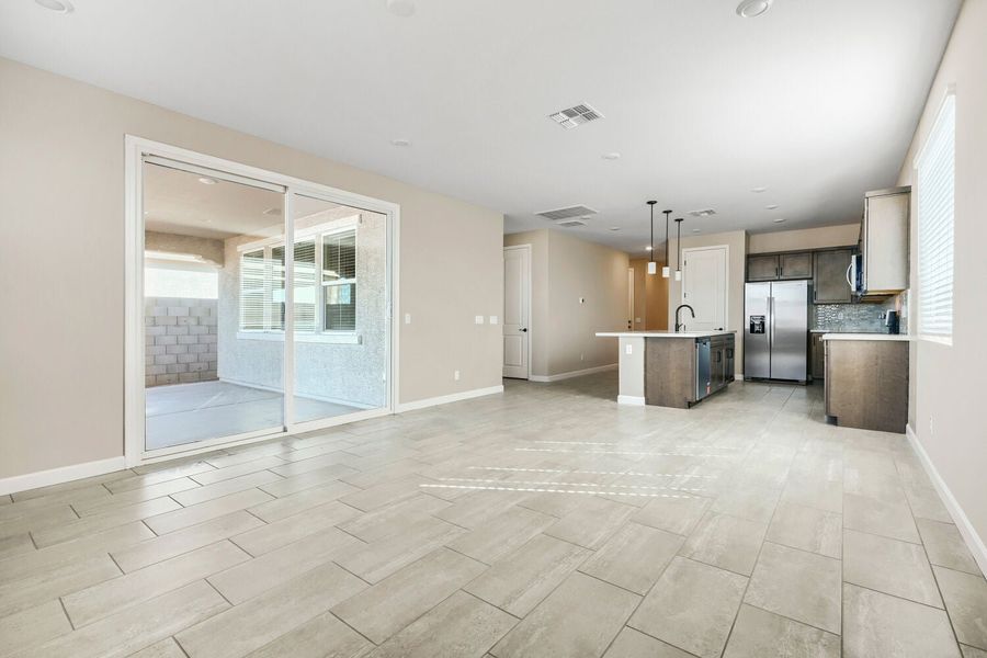 3br New Home in San Tan Valley, AZ.  - Slide 7