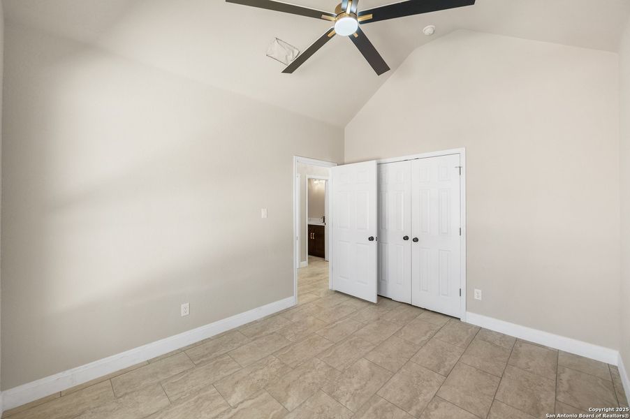 Spacious, unfurnished interior of a new home in , Elmendorf (Image 29).