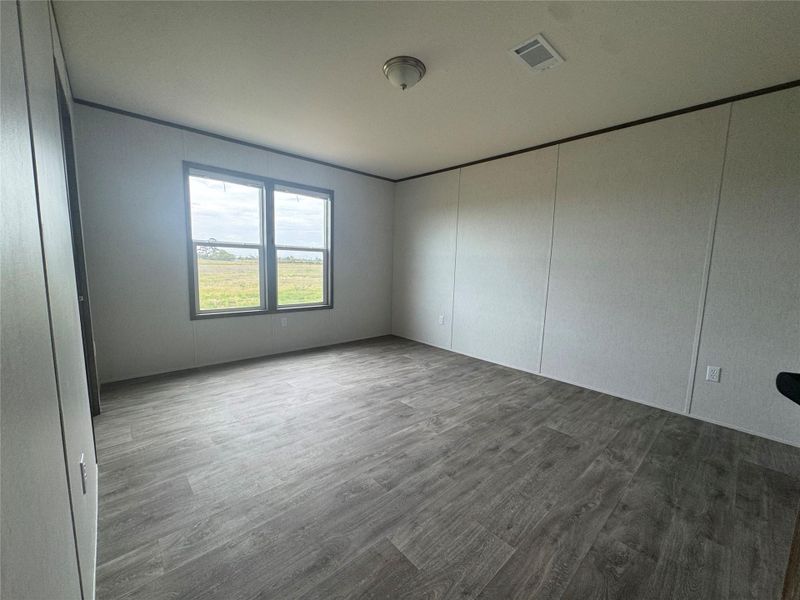 Spacious, unfurnished interior of a new home in , Bellville (Image 11).