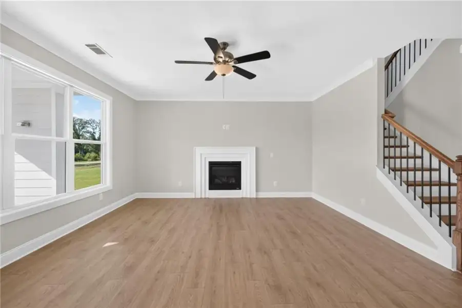 Spacious, unfurnished interior of a new home in , Jefferson (Image 31).