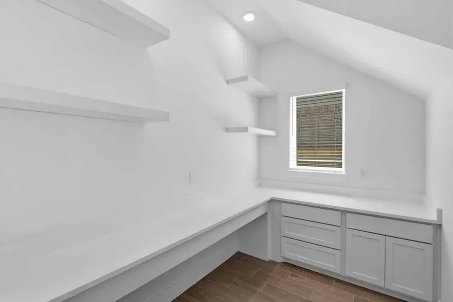 Spacious, unfurnished interior of a new home in Nolina, Georgetown (Image 10). Spacious, unfurnished interior of a new home in Nolina, Georgetown (Image 10).