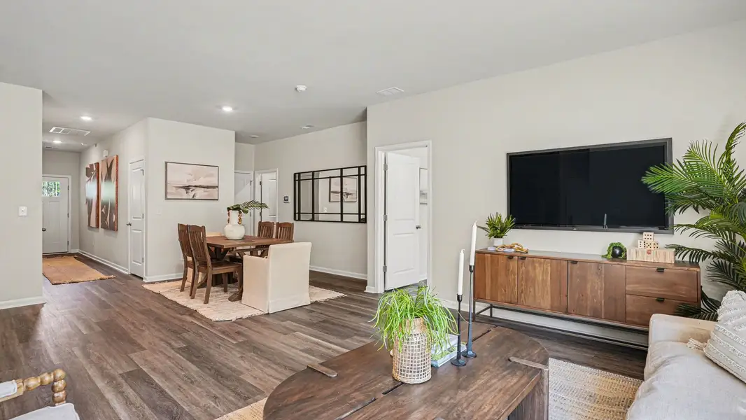 Furnished interior view inside a new home in Winfield Farms, Myrtle Beach (Image 8).