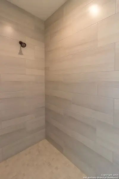 Close-up of interior finishes inside a home in , La Vernia (Image 10). Close-up of interior finishes inside a home in , La Vernia (Image 10).