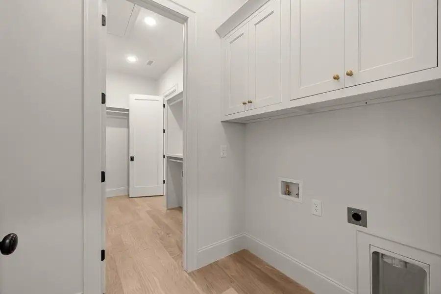 Spacious, unfurnished interior of a new home in , Newnan (Image 21).