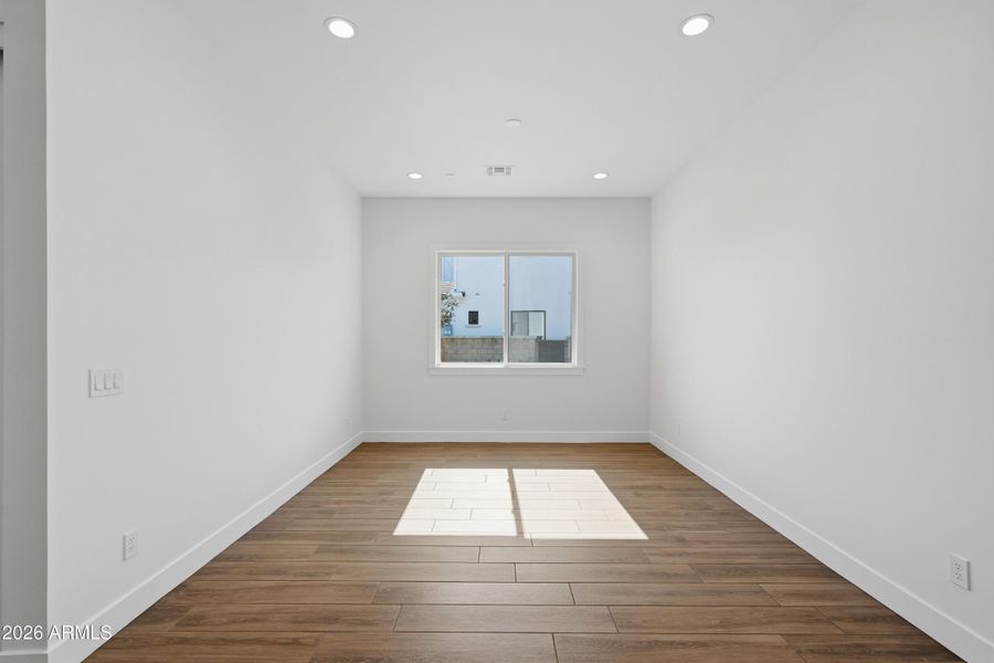 021_ListerPros 021_ListerPros