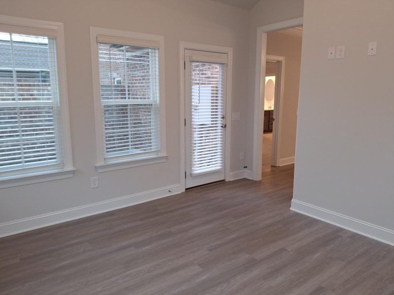 Spacious, unfurnished interior of a new home in Weybridge, Burlington (Image 47). Spacious, unfurnished interior of a new home in Weybridge, Burlington (Image 47).