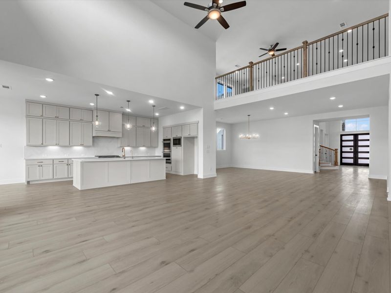 Spacious, unfurnished interior of a new home in Sienna 80′, Missouri City (Image 23). Spacious, unfurnished interior of a new home in Sienna 80′, Missouri City (Image 23).