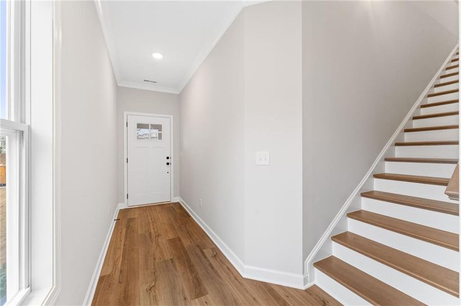 Spacious, unfurnished interior of a new home in Cherokee Township, Acworth (Image 16).