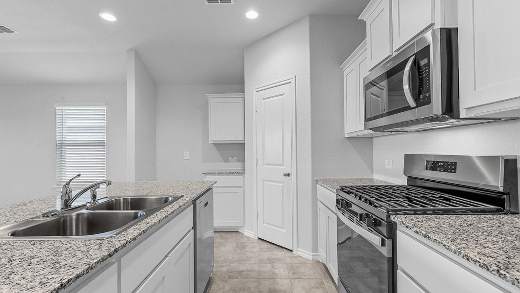 Furnished interior view inside a new home in Townes Landing, Fort Worth (Image 9).